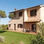 Agroturismo Colle Oliveto *