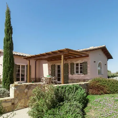 Agroturismo Colle Oliveto *